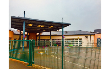 Un  demi-cercle de joueurs qui tourne très rond à l'école Montrieux Saint René !